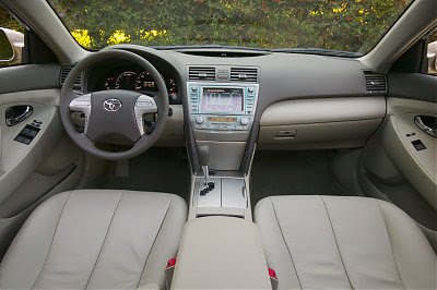 Toyota Camry Hybrid 