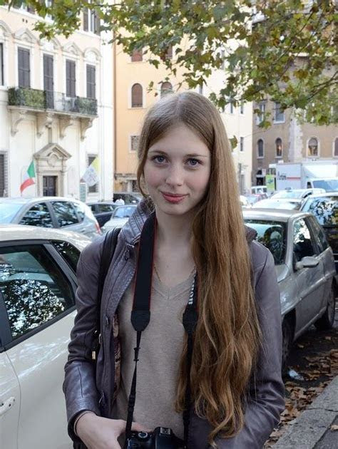 nude pic spanyol small girl