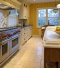 The Warm Kitchen : Trends in Tile and Stone - Country Floors of ...