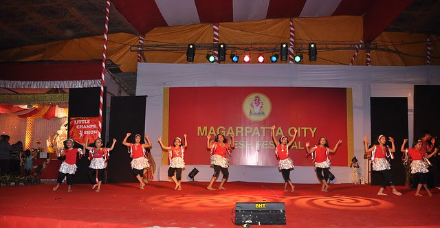 Kids performing at the Magarpatta City Ganesh Frestival