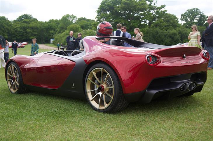 Os 12 Supercarros novos mais caros do mundo