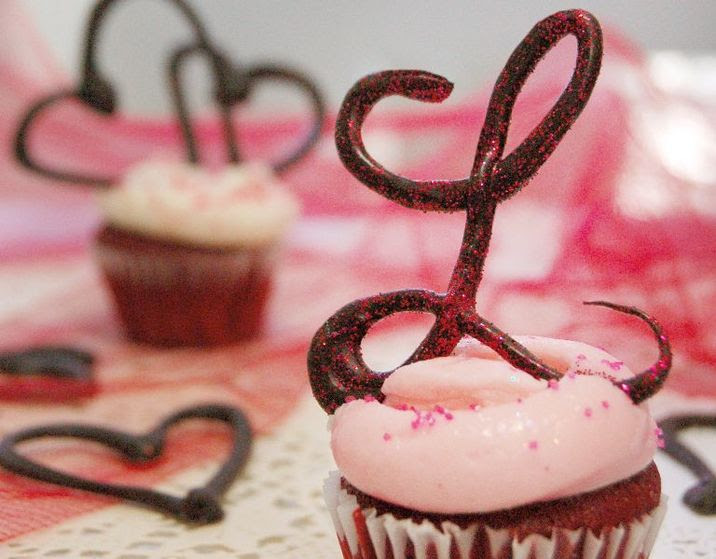 Make Chocolate Monogram Cupcake Toppers step8.jpg