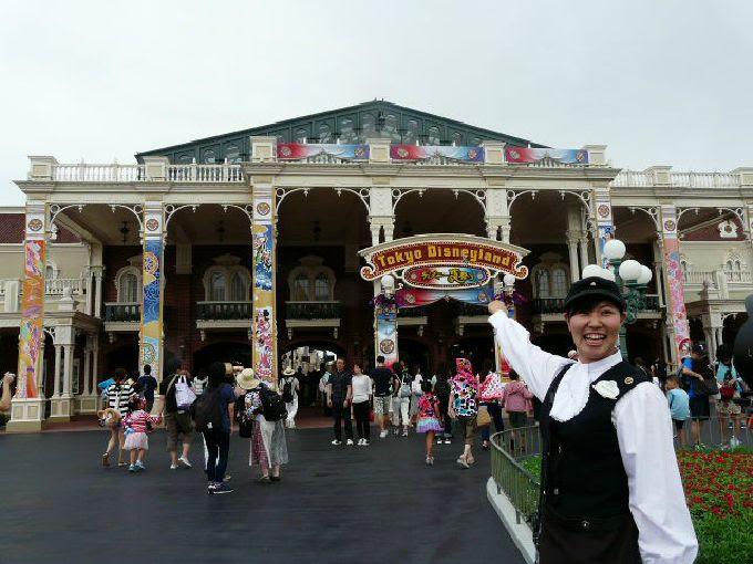 Vip体験 東京ディズニーランド ガイドツアー ようこそ 夢と魔法の王国へ 千葉県 Lineトラベルjp 旅行ガイド