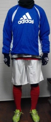 サッカーで冬の寒さを乗り切る服装の基本は Good Ball