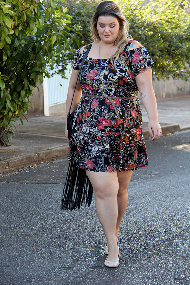 Resultado de imagem para moda dark romance plus size