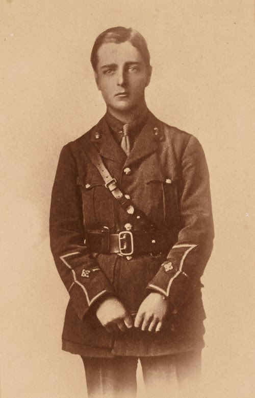 Meet the Soldiers - The Men Behind the Glass