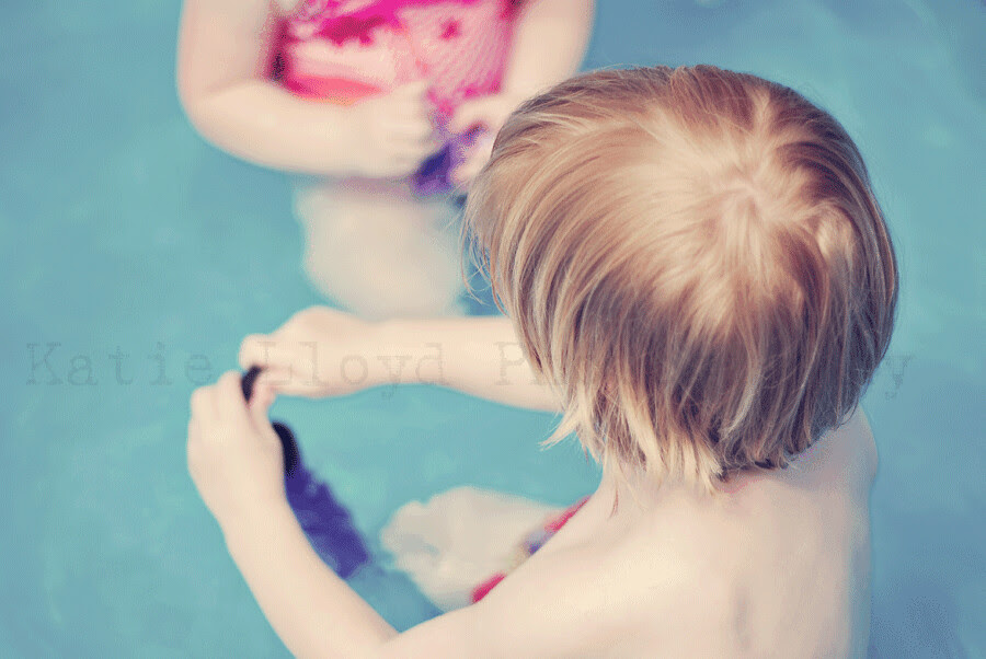 Kids-in-pool-4