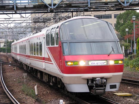 定期運用離脱目前の名鉄1000系 パノラマスーパー 全車特別車編成を撮る Kaz T S Blog レインボーライン