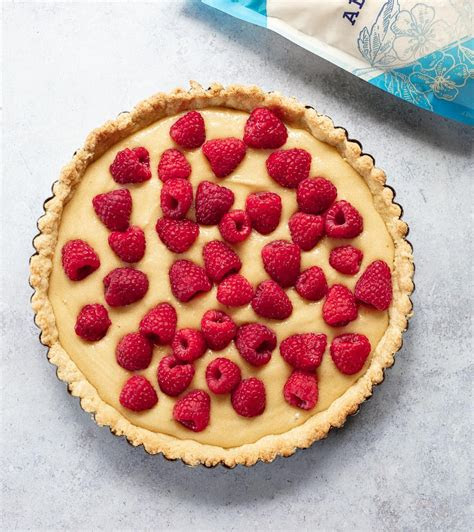 198 1 very easy, tasty, delicious, crispy recipe for thin crust pizza. Raspberry Almond Tart with Frangipane Cream | Familystyle Food