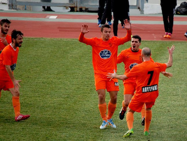 http://www.stoplekto.gr/wp-content/uploads/2015/01/ao-loutrakiou-panargeiakos.jpg