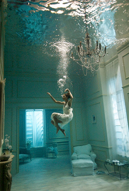 Underwater Room Photography