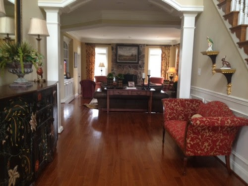 Need help for what to place above settee in foyer - Houzz