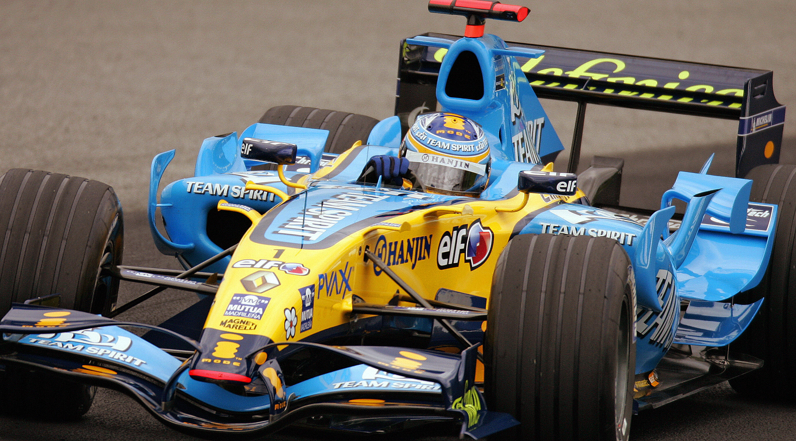 Fernando Alonso-Renault R26-Brazil-2006 2748x1523 : F1Porn
