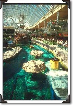 Submarines West Edmonton Mall Alberta Ab Photo Listings Canada