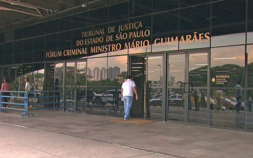 Justiça marcou interrogatório da ré para o Fórum Criminal da Barra Funda, na Zona Oeste de São Paulo (Foto: TV Globo/Reprodução)