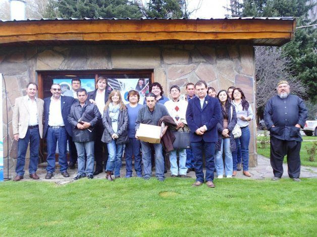 La Universidad Nacional de la Patagonia San Juan Bosco comenzó a brindar una serie de talleres en las comunidades de la Comarca Andina.