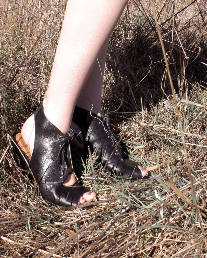 theclotheshorse, modern gothic, mystic, gypsy, black lace dress, cheap monday dress, jeffrey campbell heels, headdress, fields, fashion, style, daily outfit