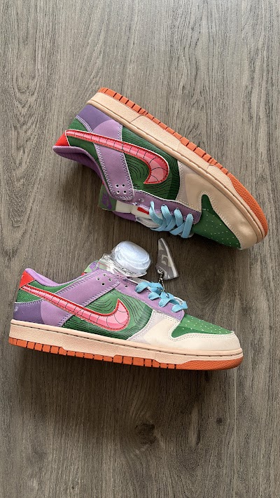 Nike SB Dunk Dragon Ball Piklo