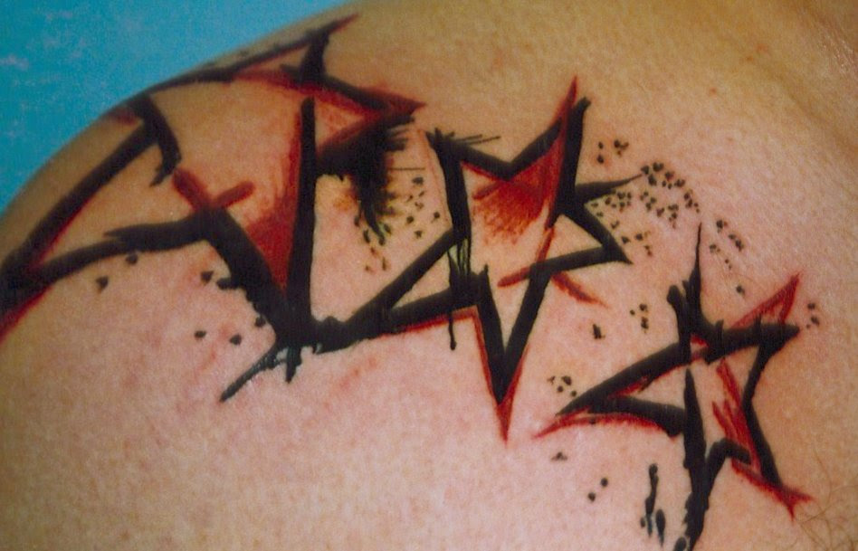 tattoo unterarm innenseite frau schmerzen