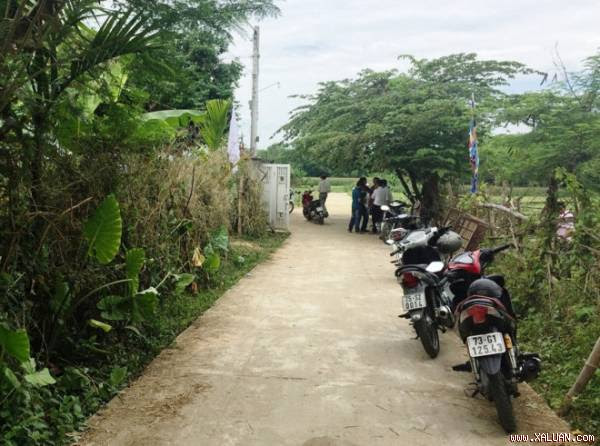 Mẹ chồng cầm dao rượt con dâu trước khi bị xô ngã chết