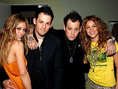 CLIQUE FOUR photo | Benji Madden, Hilary Duff, Joel Madden, Shakira