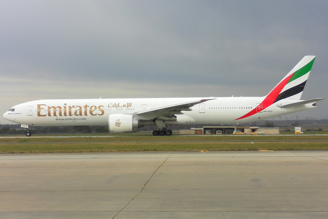 A6-ECU_B77W_UAE_YMML_27SEP11