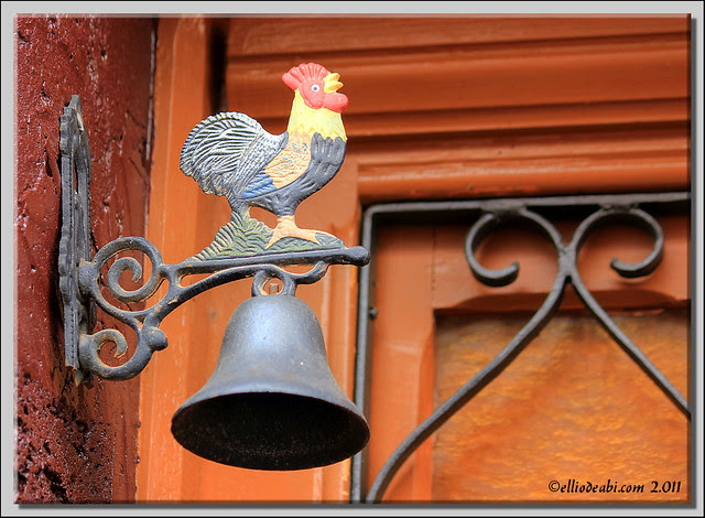 Detalle puerta en Castil de Lences