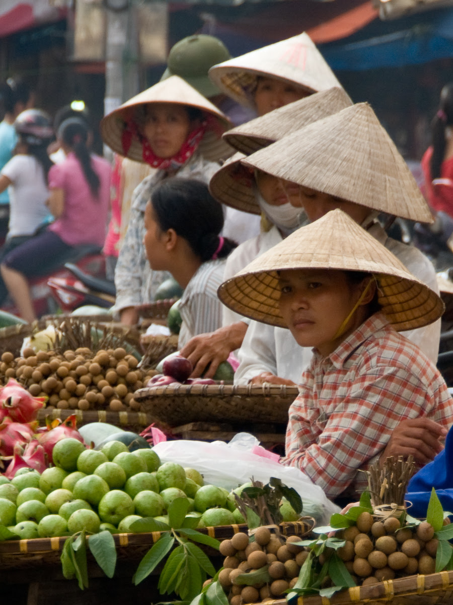 Selling fruit