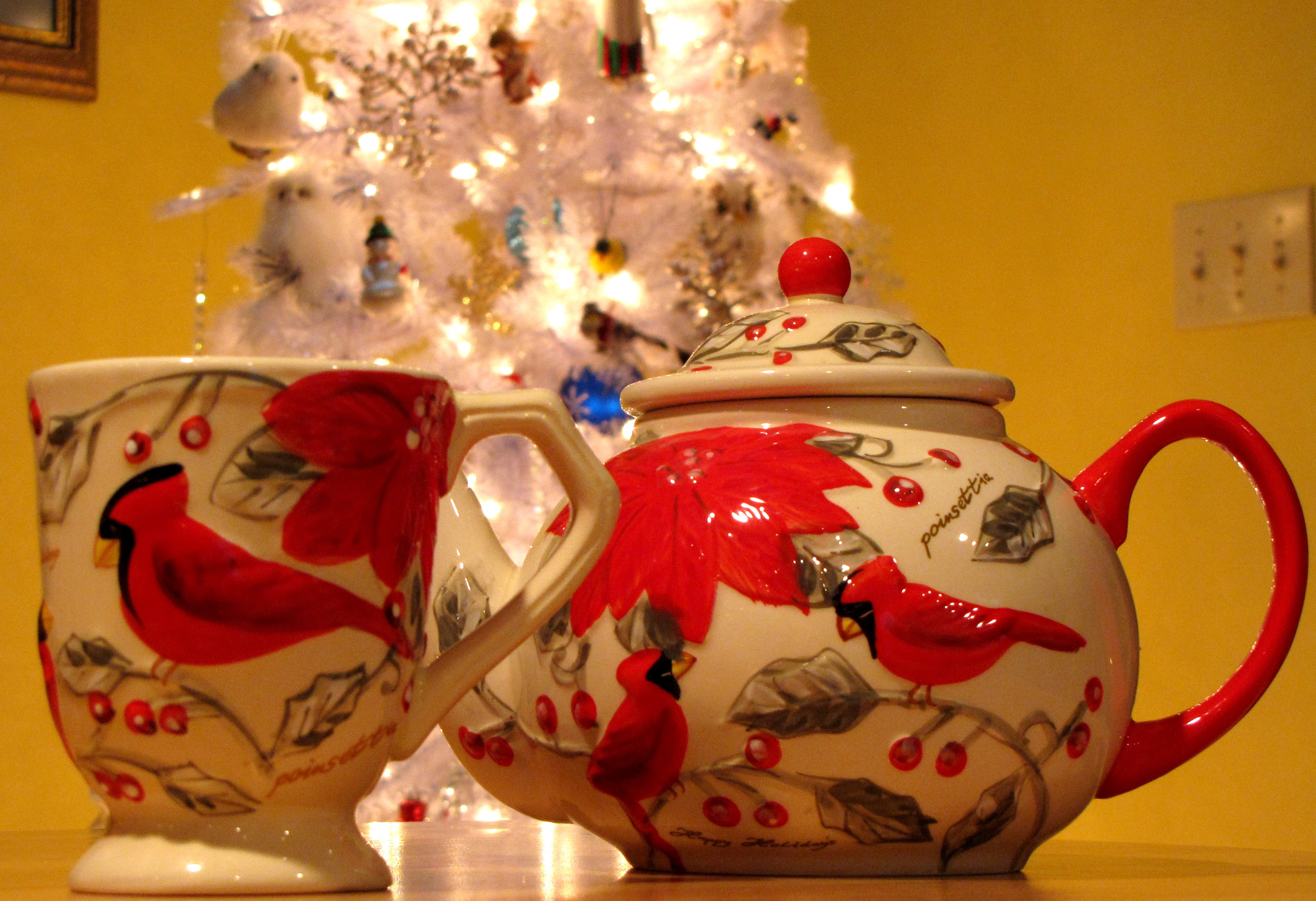Christmas Cardinal Teapot and Mug