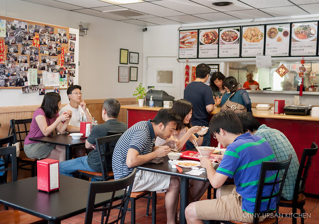 Gene's Chinese Flatbread Cafe