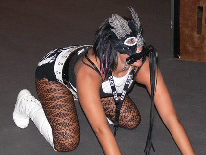 http://media.onsugar.com/files/2011/02/08/4/1443/14438637/7d/03--article_image.jpg