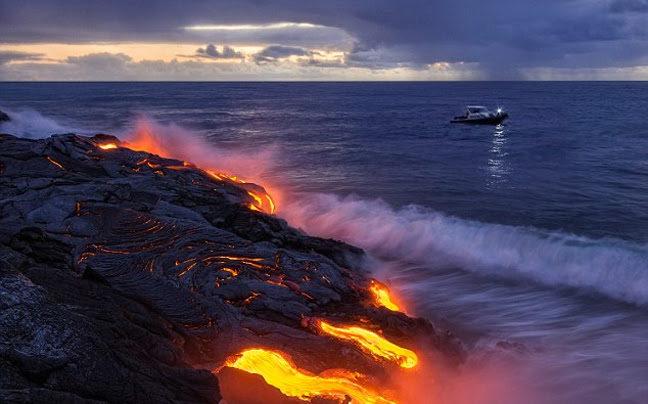 ifaisteia1 ΔΕΙΤΕ: Απίστευτες φωτογραφίες από το πιο ενεργό ηφαίστειο του κόσμου!