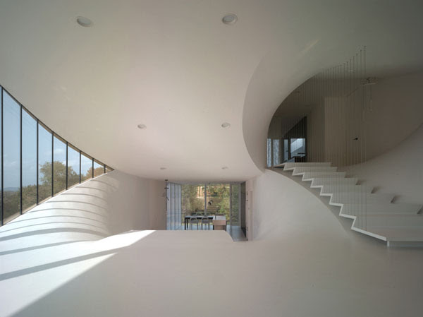 Compact Holiday Home with Uncommon Interiors : VilLA NM
