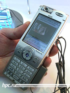 CeBIT 2004: Week of hi-tech fashion in Hanover