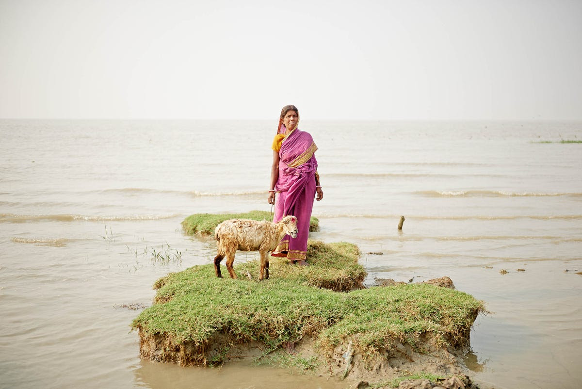 Ghoramara Island is in the delta area of the Sundarbans, which meets the Indian Ocean.