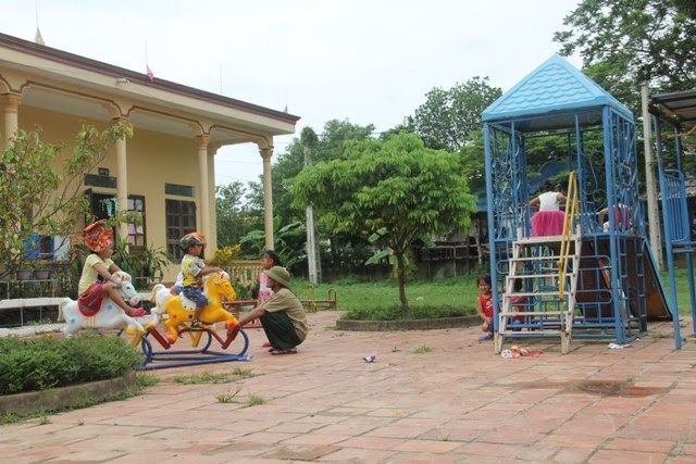 Con thứ 3 không được học mầm non: Xin ngân sách mở thêm 2 lớp - 1