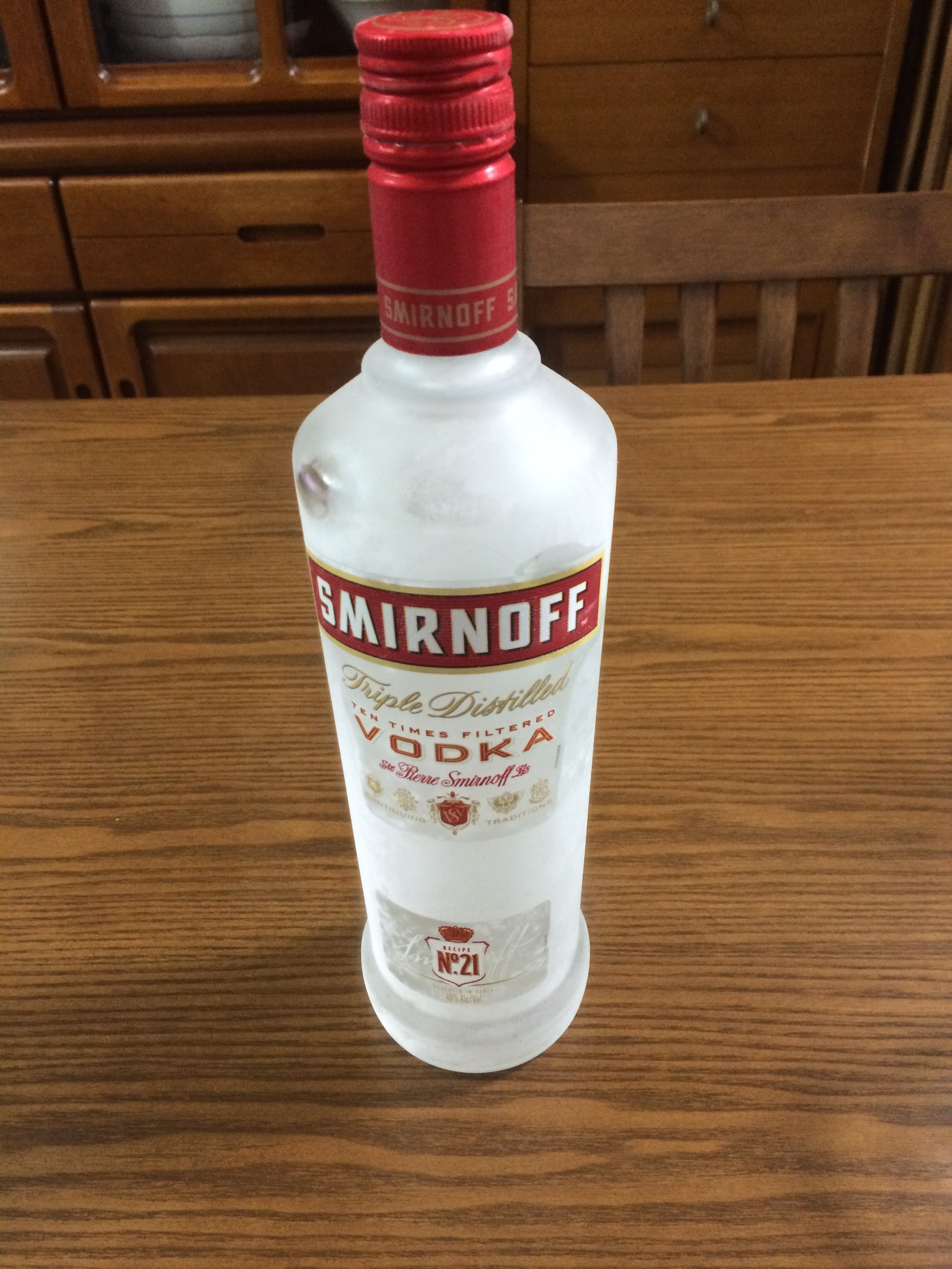スミノフウォッカの味は おすすめの飲み方と割り方をご紹介