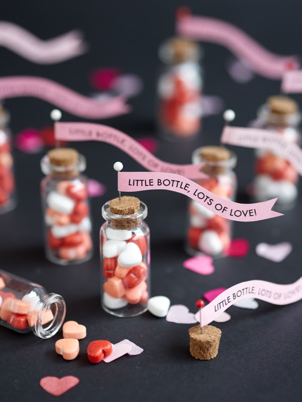 Mini Bottles Valentine Treats DIY | Oh Happy Day!