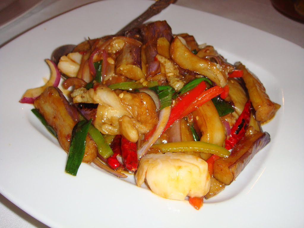 Eggplant with Scallops in Hot Garlic Sauce