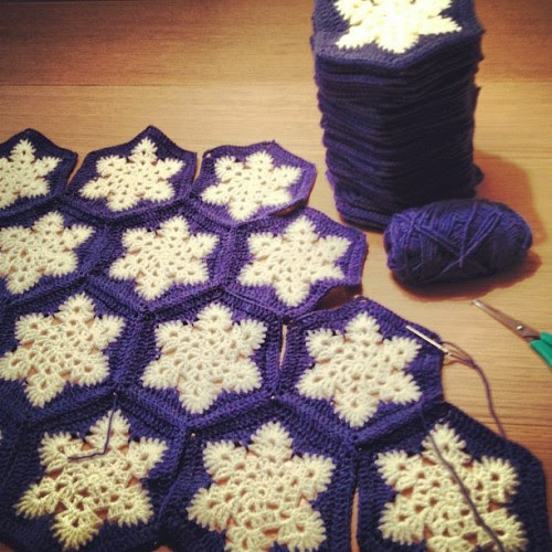 Tomando forma!  # # Crochê snowflakeafghan (Scattata con Instagram)