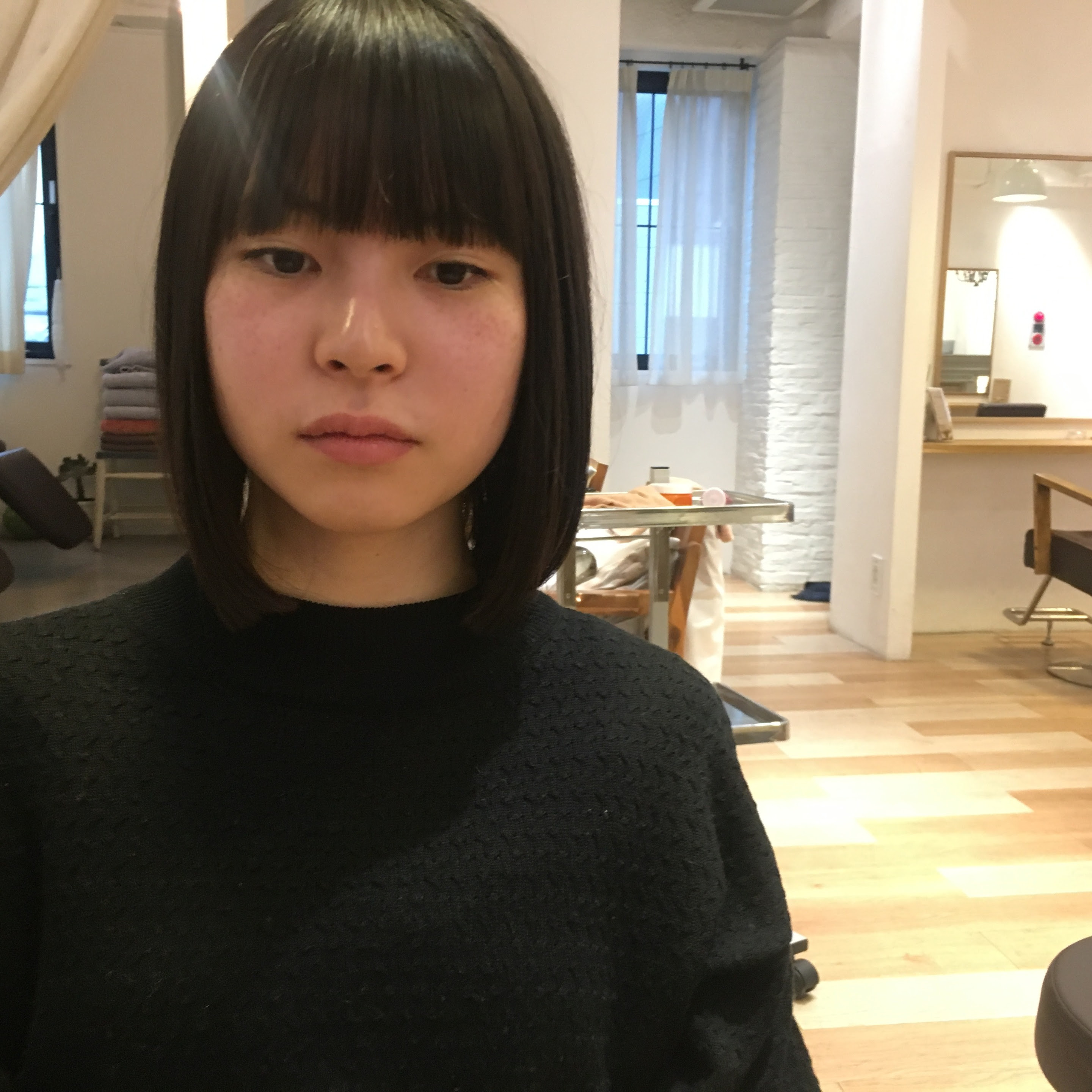 切りっぱなしボブは切りっぱなしのカットだけでは完成しないです 表参道のlomaliaで働く美容師 ヘアメイク泉脇崇 ワッキー のブログ