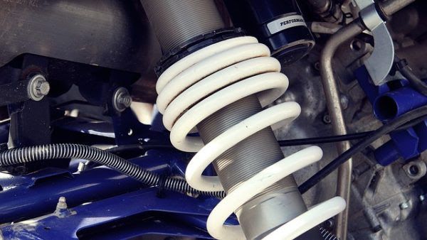 車の錆止めは必要なのか サビの原因と発生しやすい部位について 自動車メンテナンスお役立ち情報blog