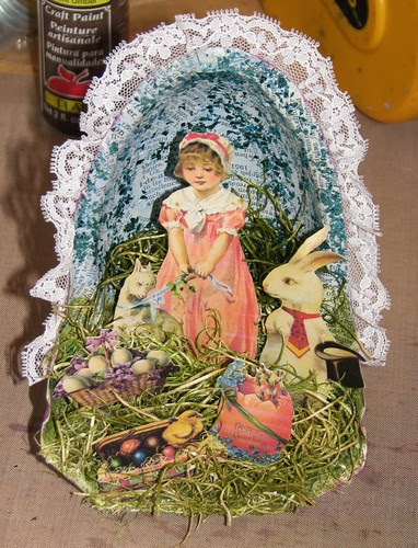 Easter Collage - Recycled Reese's Container 015