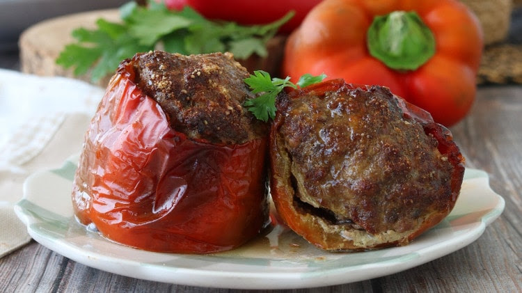Ricetta Peperoni con ripieno di carne | Cookaround