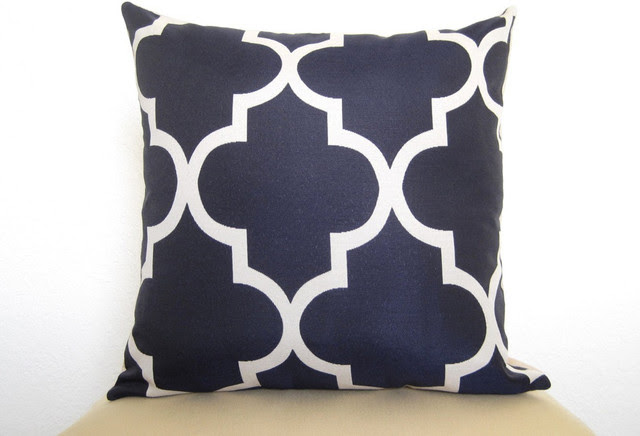 Mediterranean Pillows and Throws on Houzz