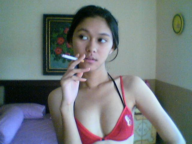 http://cewekcantik.hexat.com/images/Cewek.sexy2.jpg