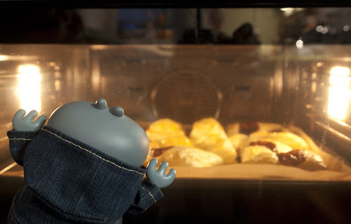 Uglyworld #1327 - Warten auf Suesses (Project BIG - Image 310-365) by www.bazpics.com