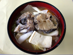 松島さかな市場ｂｌｏｇ かき太郎日記 ど どんこ汁