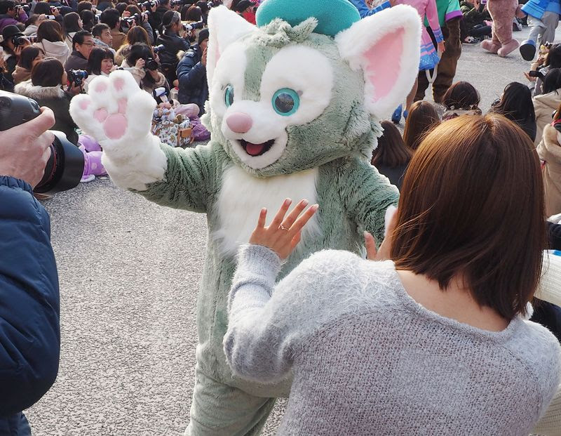 動くジェラトーニが可愛い 東京ディズニーシー スウィート ダッフィー16 千葉県 トラベルjp 旅行ガイド