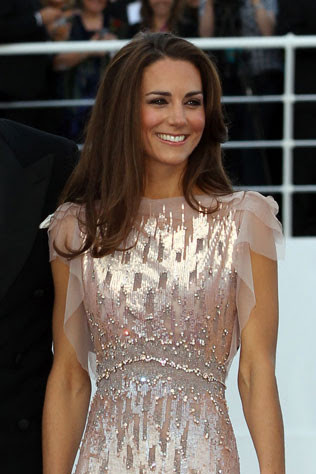 The Queen is telling Kate Middleton what to wear to Australia 